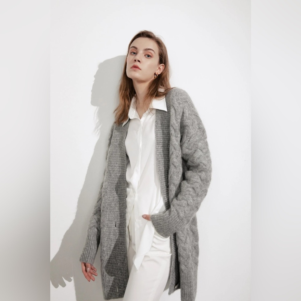 J.Ing Jennie Wool Blend Oversized Cable Knit Chunky Cardigan Sweater One Size — image 6 of 8